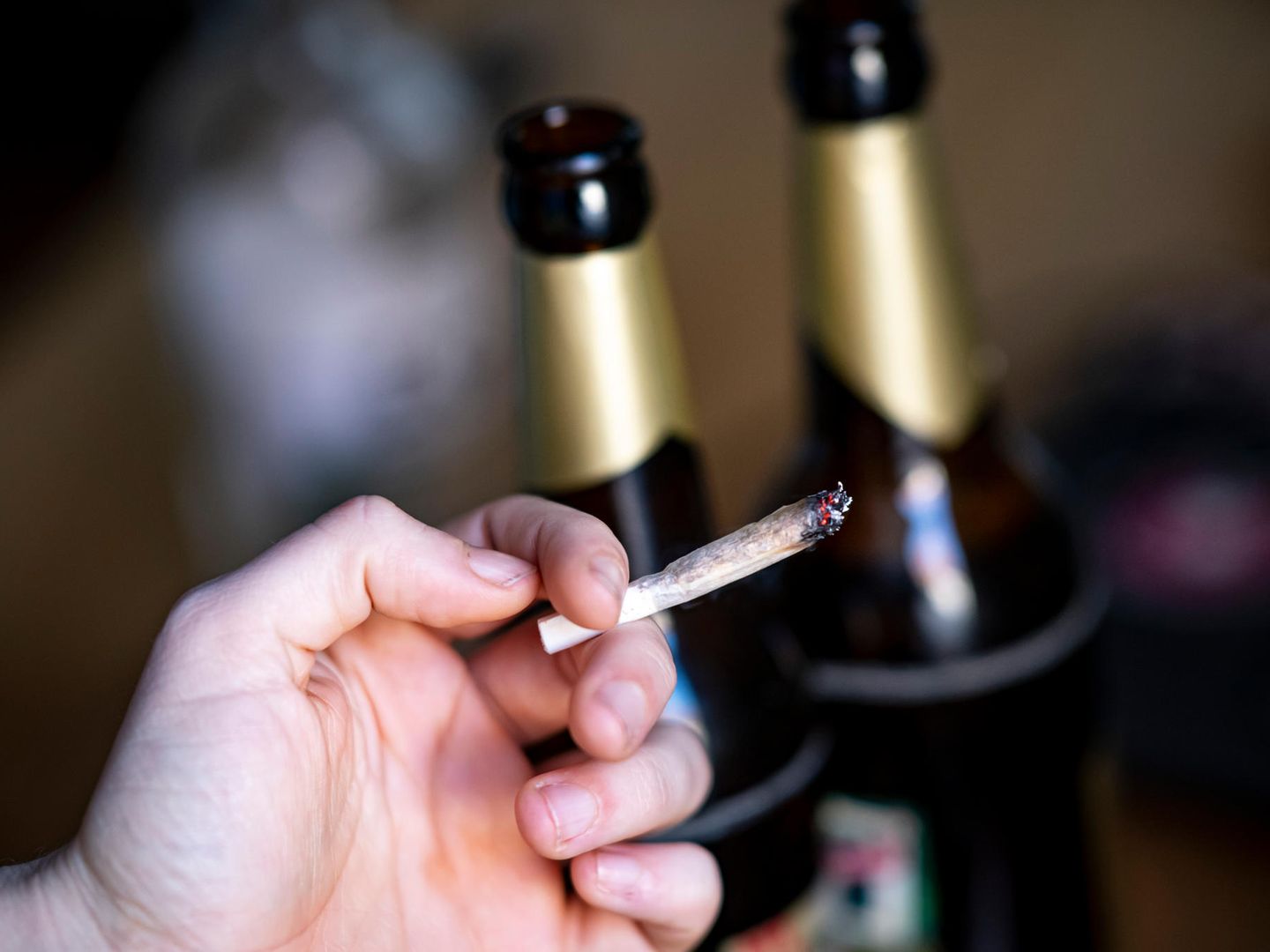Związek Pomiędzy Marihuaną a Spożywaniem Alkoholu, jamaica.com.pl